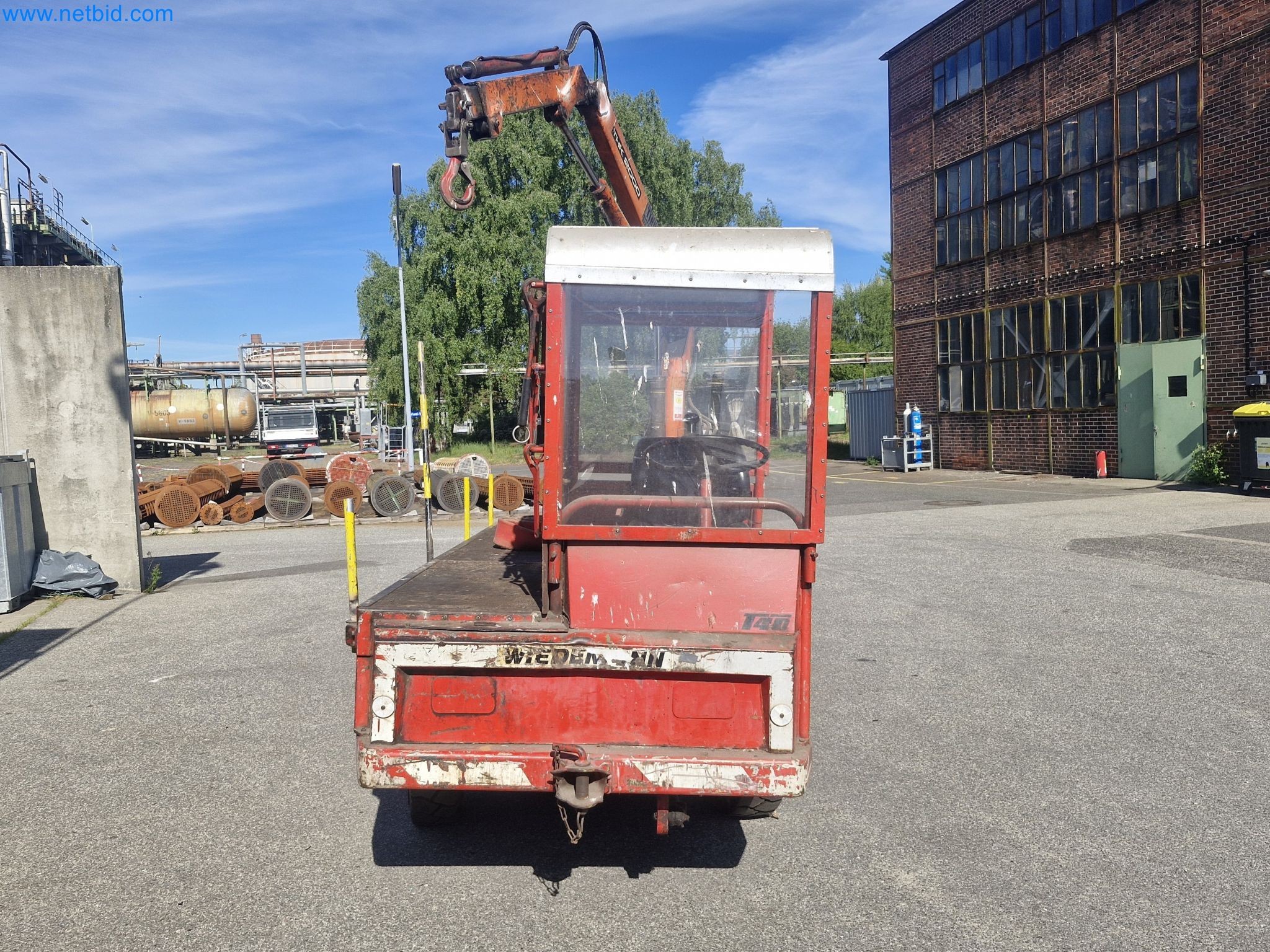 Závody na výrobu a skladování produktů z minerálních olejů, jakož i vstupů a hotových výrobků pro výrobu maziv.-3