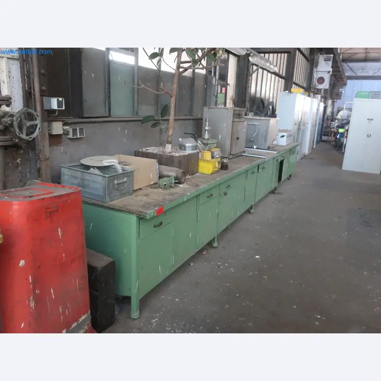 Anlagen zur Herstellung und Lagerung von Mineralölprodukten sowie Einsatz- und Fertigprodukten für die Schmierstoffherstellung-1