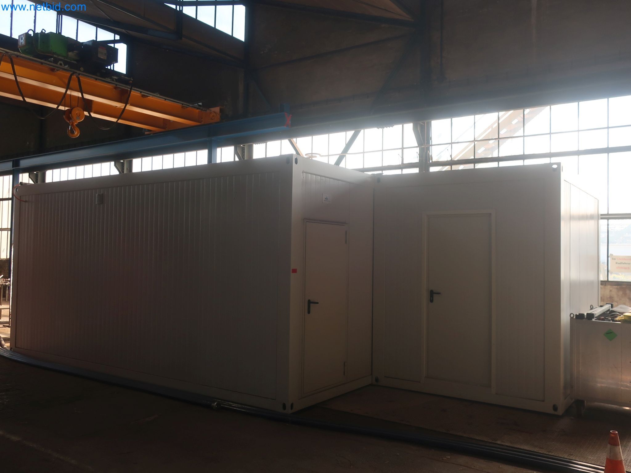 Závody na výrobu a skladování produktů z minerálních olejů, jakož i vstupů a hotových výrobků pro výrobu maziv.-1