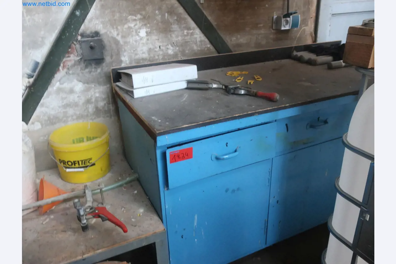 Anlagen zur Herstellung und Lagerung von Mineralölprodukten sowie Einsatz- und Fertigprodukten für die Schmierstoffherstellung-1