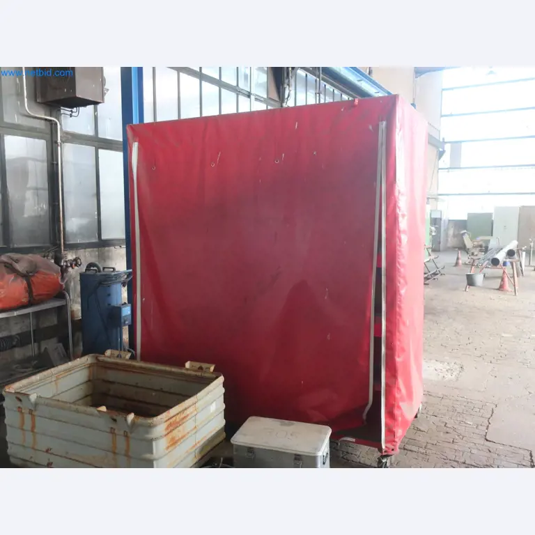 Installations pour la fabrication et le stockage de produits pétroliers ainsi que de produits d'alimentation et de produits finis pour la fabrication de lubrifiants-2