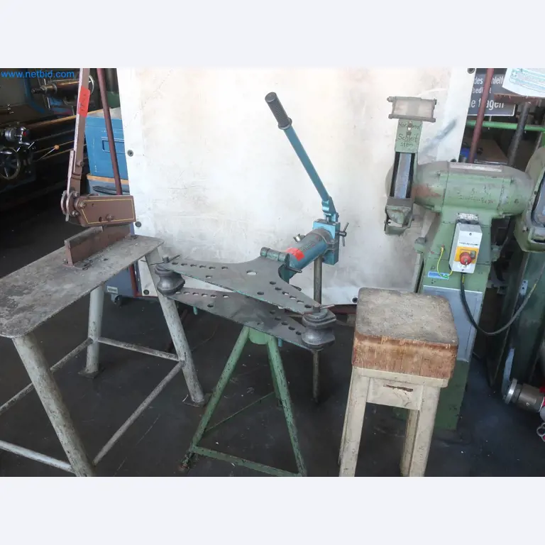 Installations pour la fabrication et le stockage de produits pétroliers ainsi que de produits d'alimentation et de produits finis pour la fabrication de lubrifiants-1