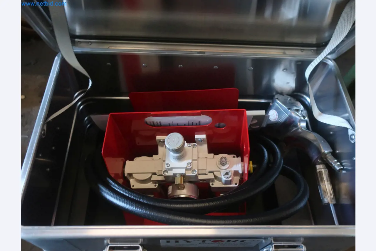 Installations pour la fabrication et le stockage de produits pétroliers ainsi que de produits d'alimentation et de produits finis pour la fabrication de lubrifiants-2