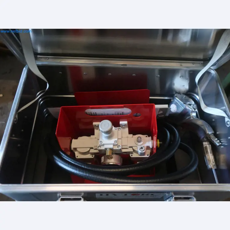 Installations pour la fabrication et le stockage de produits pétroliers ainsi que de produits d'alimentation et de produits finis pour la fabrication de lubrifiants-2