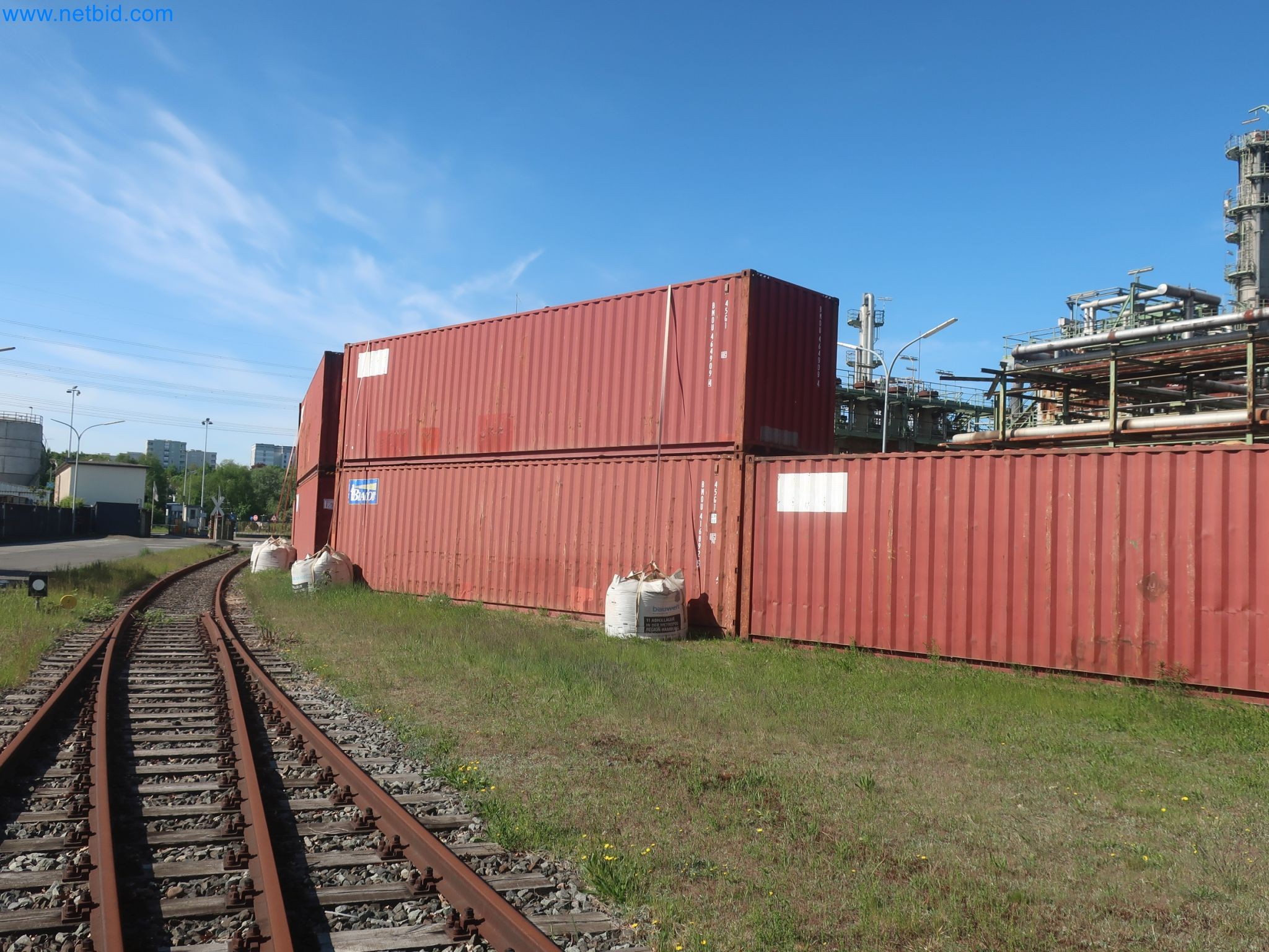 Magazinbestände, Rohöl-/Gas-Öl-/Einsatzpumpen sowie Betriebsausstattung einer Raffinerie-3