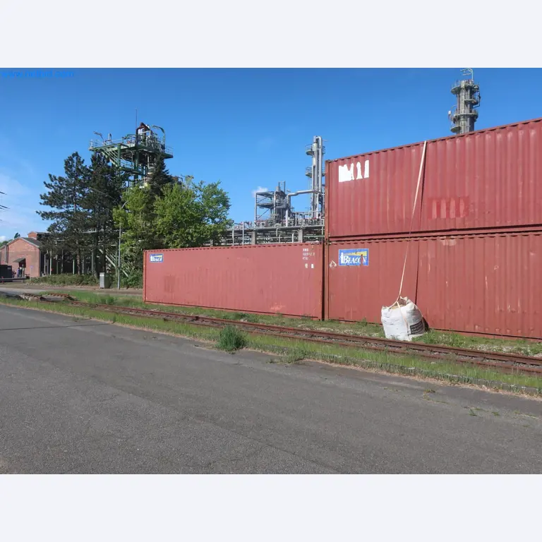 Installations pour la fabrication et le stockage de produits pétroliers ainsi que de produits d'alimentation et de produits finis pour la fabrication de lubrifiants-5