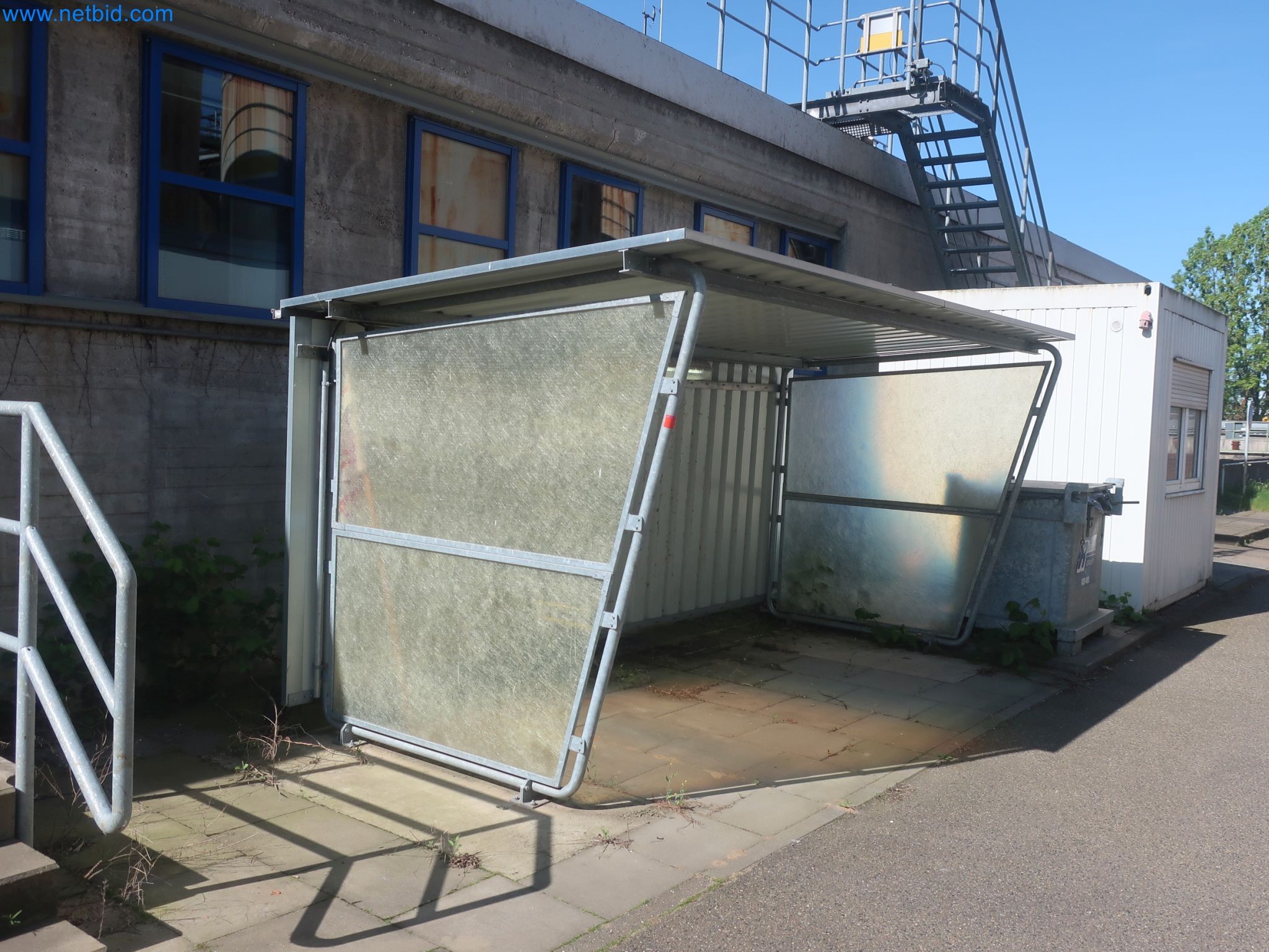 Magazinbestände, Rohöl-/Gas-Öl-/Einsatzpumpen sowie Betriebsausstattung einer Raffinerie-3