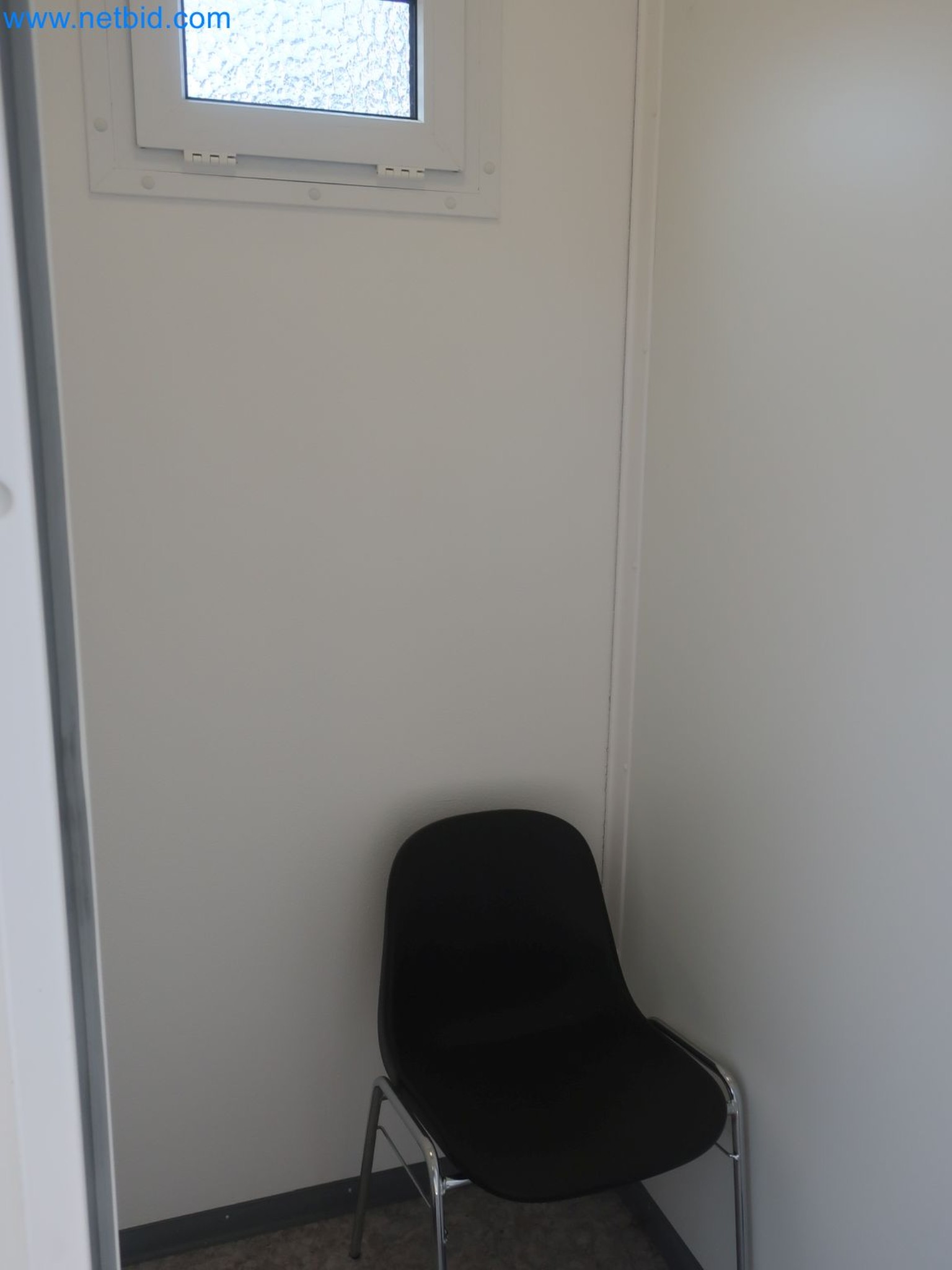 Závody na výrobu a skladování produktů z minerálních olejů, jakož i vstupů a hotových výrobků pro výrobu maziv.-4