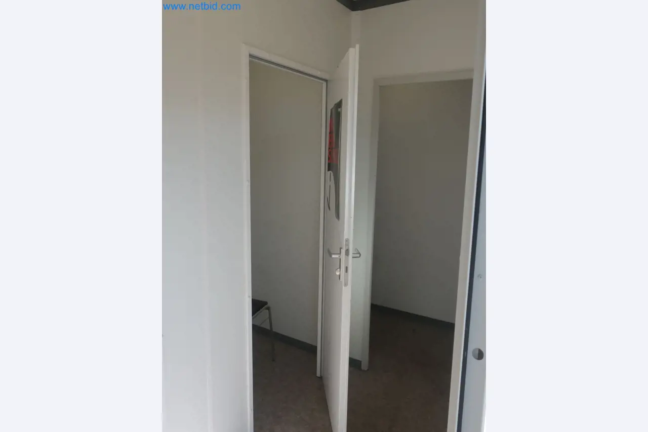 Závody na výrobu a skladování produktů z minerálních olejů, jakož i vstupů a hotových výrobků pro výrobu maziv.-5