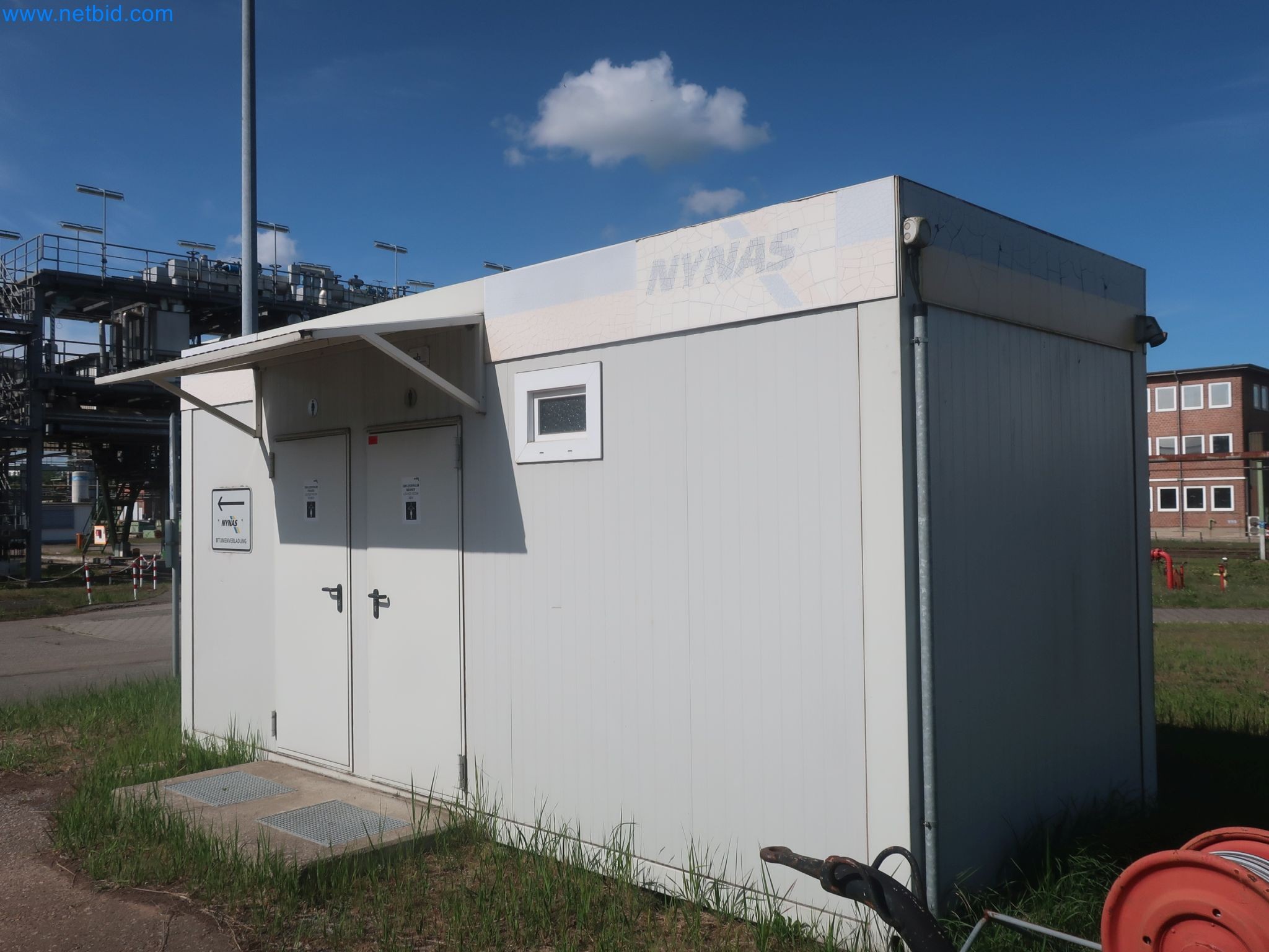 Závody na výrobu a skladování produktů z minerálních olejů, jakož i vstupů a hotových výrobků pro výrobu maziv.-7