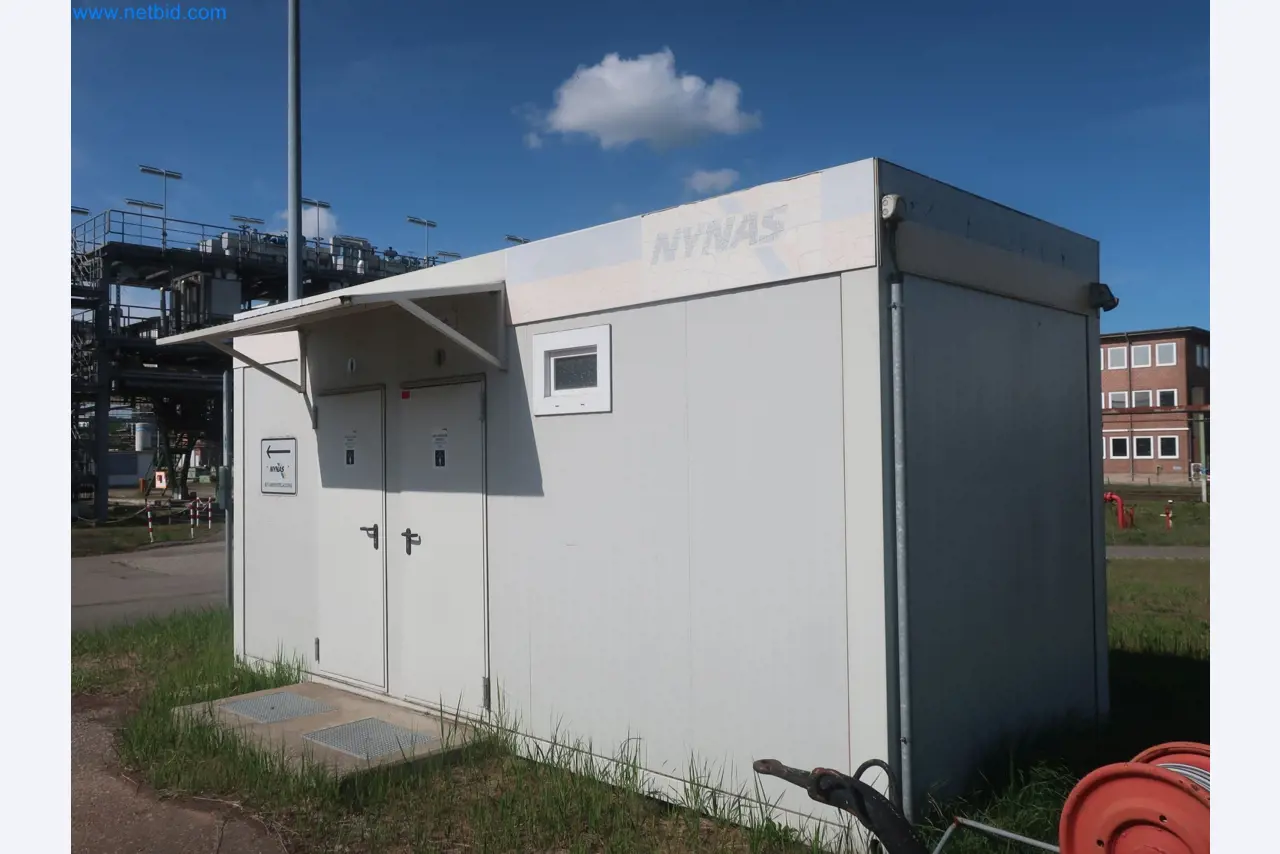 Závody na výrobu a skladování produktů z minerálních olejů, jakož i vstupů a hotových výrobků pro výrobu maziv.-7