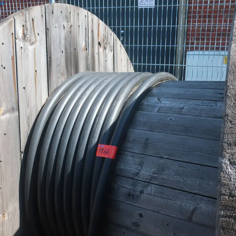 Niederspannungskabel  NYKY-J 4X95²SM