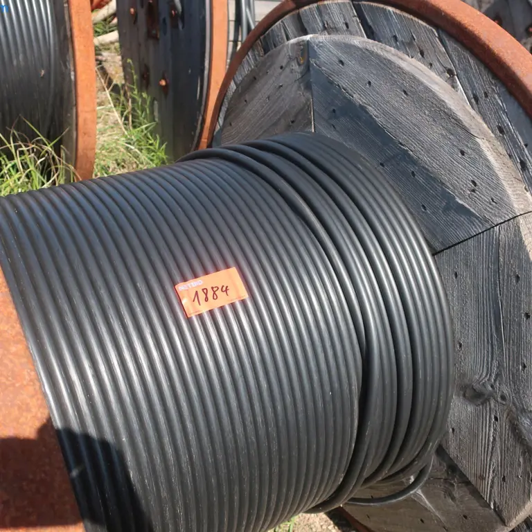 Niederspannungskabel  NYKY-J 4X2,5²RE