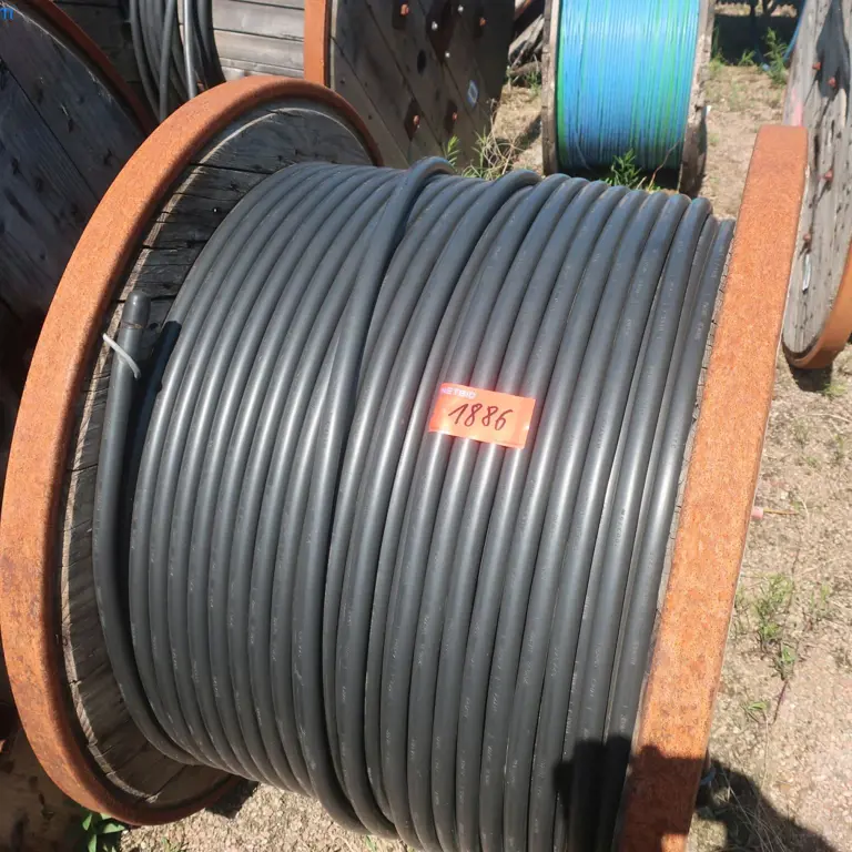 Niederspannungskabel  NYKY-J 4X10²RE