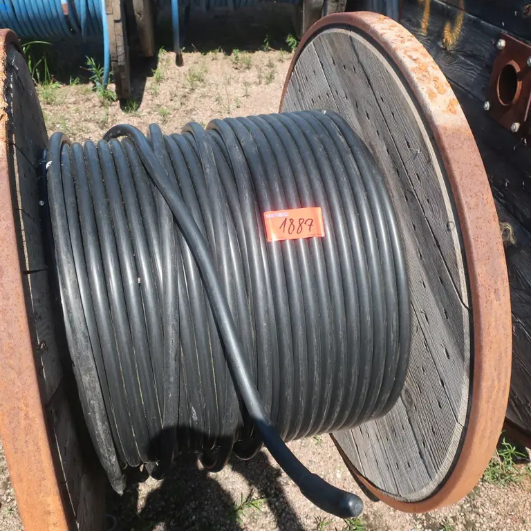 Niederspannungskabel  NYKY-J 4X10²RE