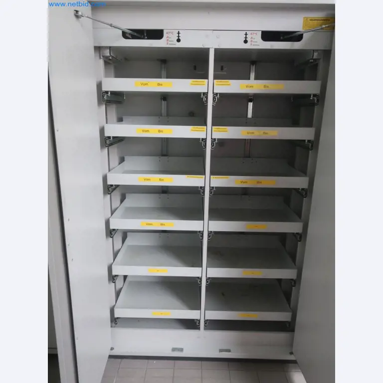 Zakłady produkcji i magazynowania mineralnych produktów olejowych, jak również surowców i produktów gotowych do produkcji smarów.-4