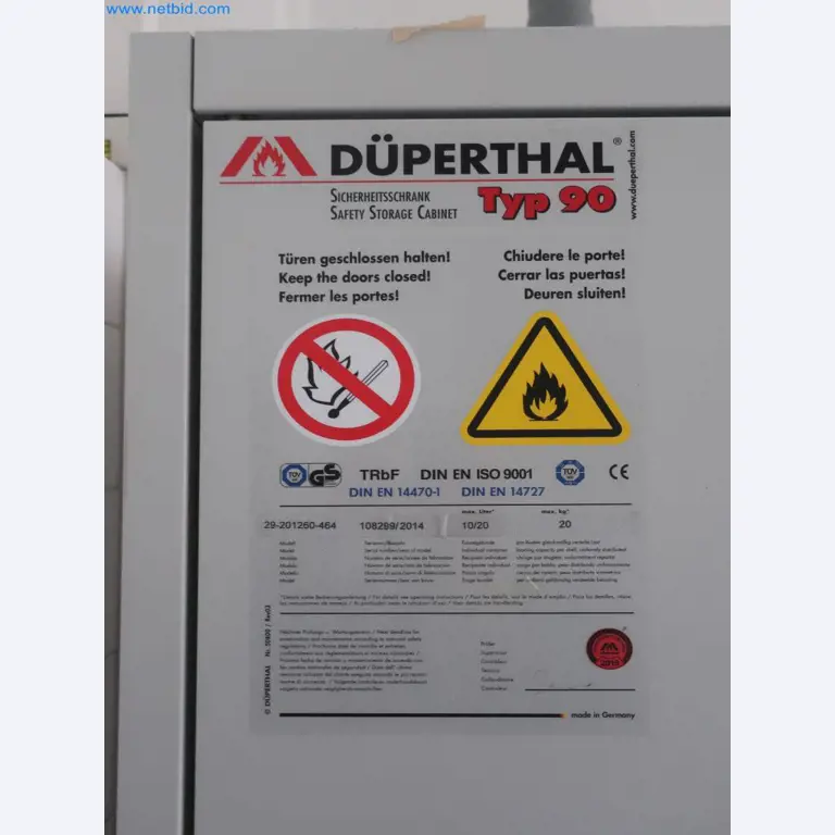 Plantas de producción y almacenamiento de productos derivados del petróleo, así como de insumos y productos acabados para la fabricación de lubricantes.-3