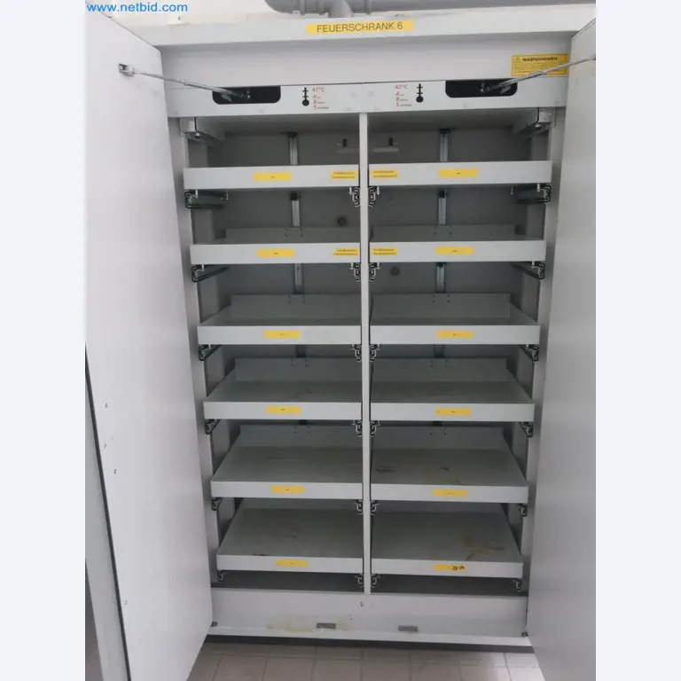 Plantas de producción y almacenamiento de productos derivados del petróleo, así como de insumos y productos acabados para la fabricación de lubricantes.-4