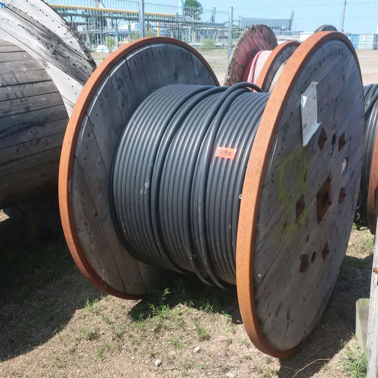 Niederspannungskabel  NYKY-J 21X2,5²RE