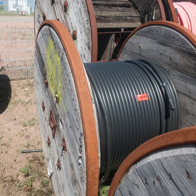 Niederspannungskabel  NYKY-J 21X2,5²RE