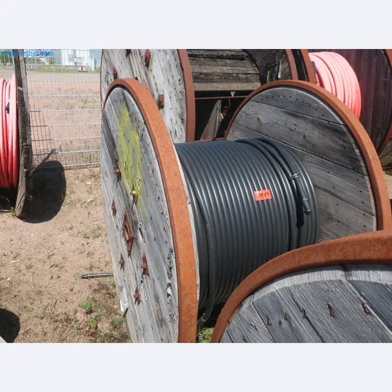 Plants for the production and storage of mineral oil products as well as input and finished products for the production of lubricants-1