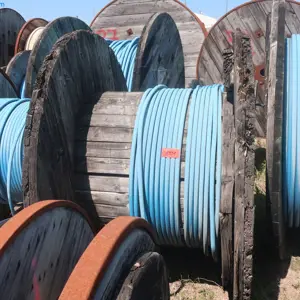 Daten-/Telefonkabel  10X4X0,8