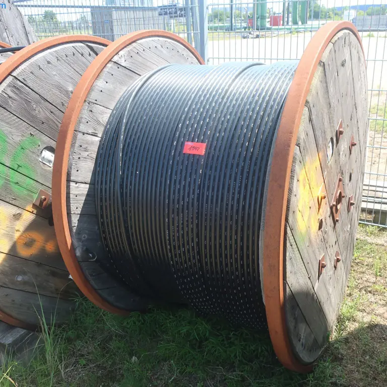 Daten-/Telefonkabel  A-DQ(ZN)b2YM2Y 3X8E9/125+3X8G50/125(OM2+)