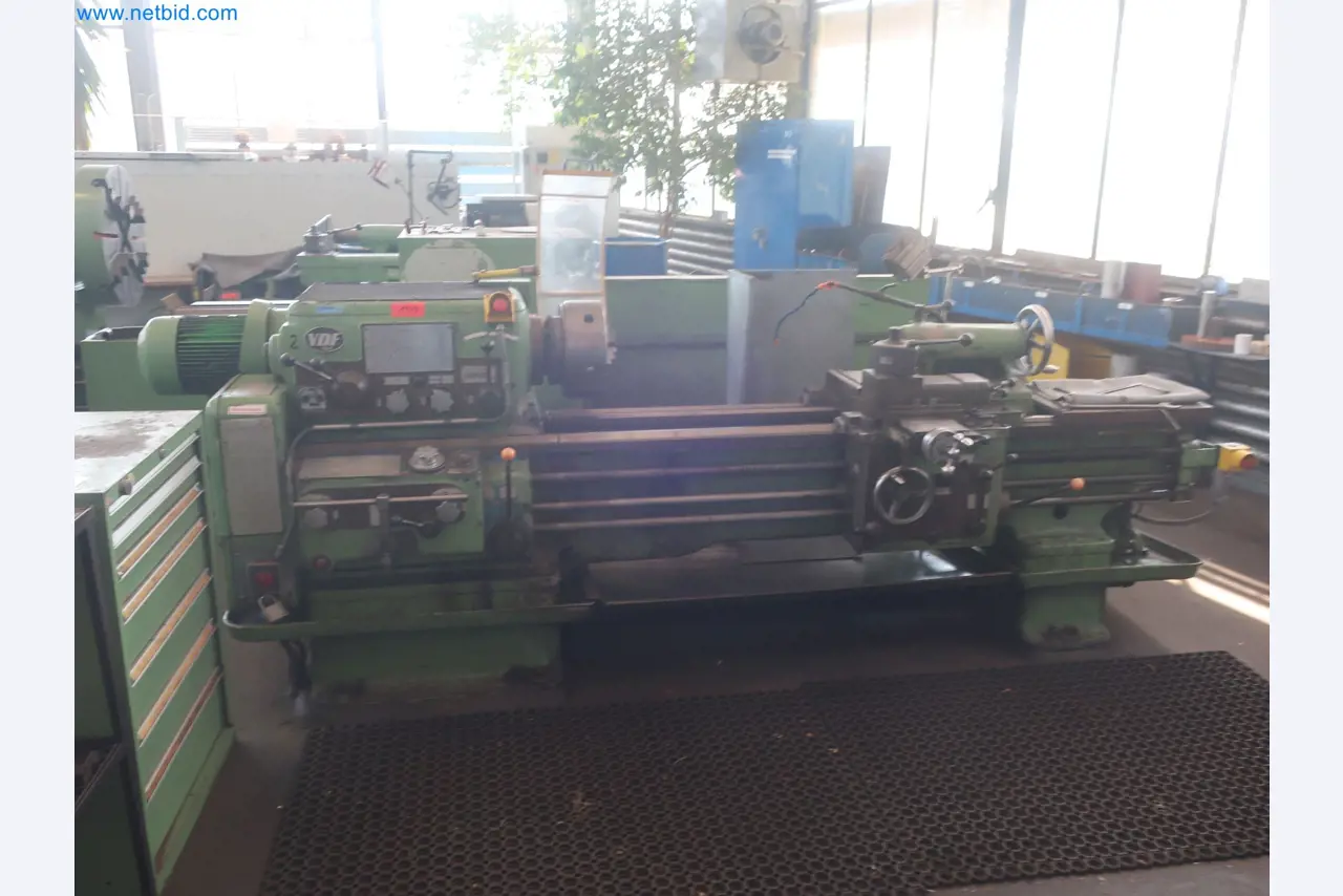 Installations pour la fabrication et le stockage de produits pétroliers ainsi que de produits d'alimentation et de produits finis pour la fabrication de lubrifiants-3