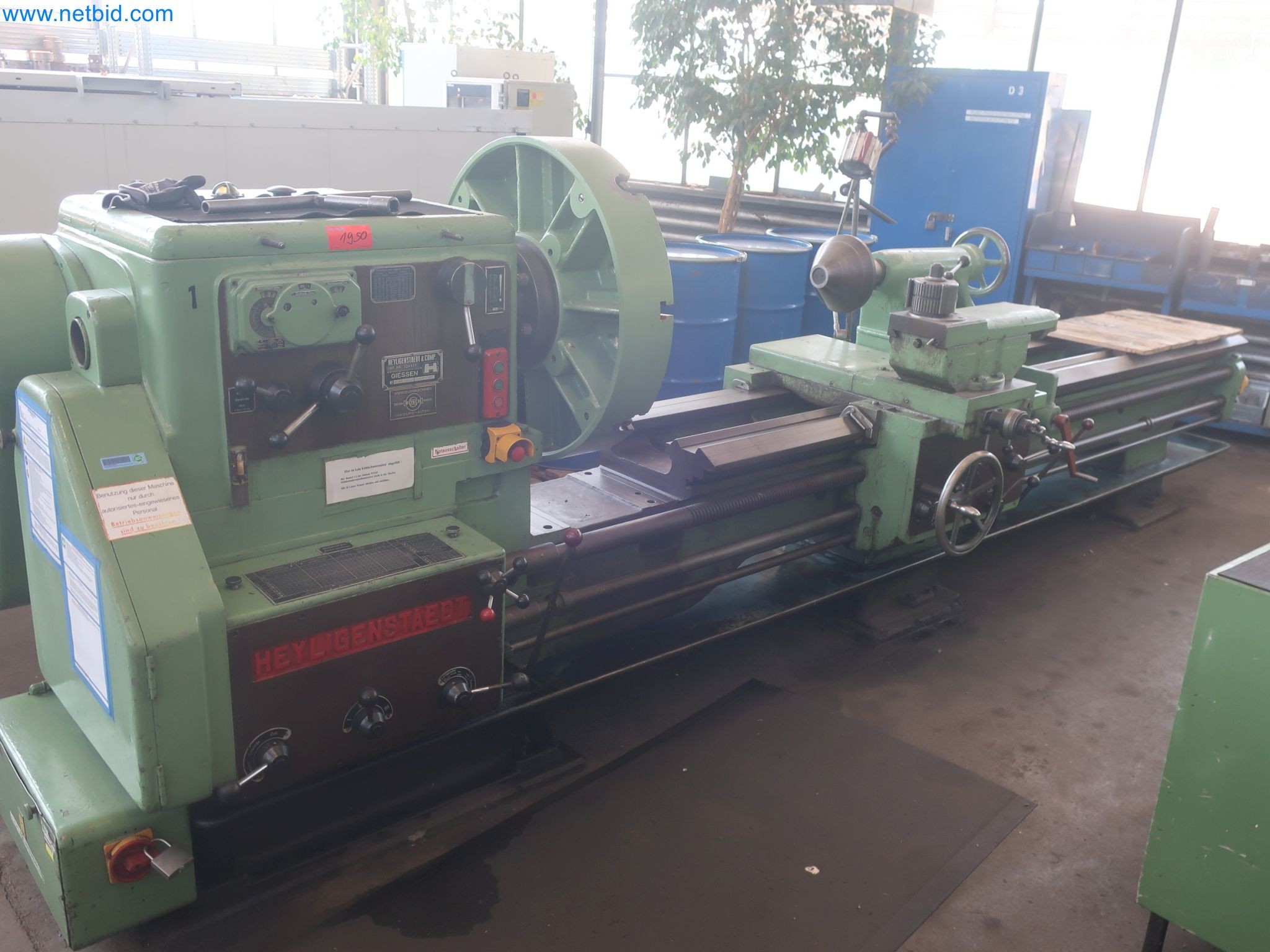 Závody na výrobu a skladování produktů z minerálních olejů, jakož i vstupů a hotových výrobků pro výrobu maziv.-1