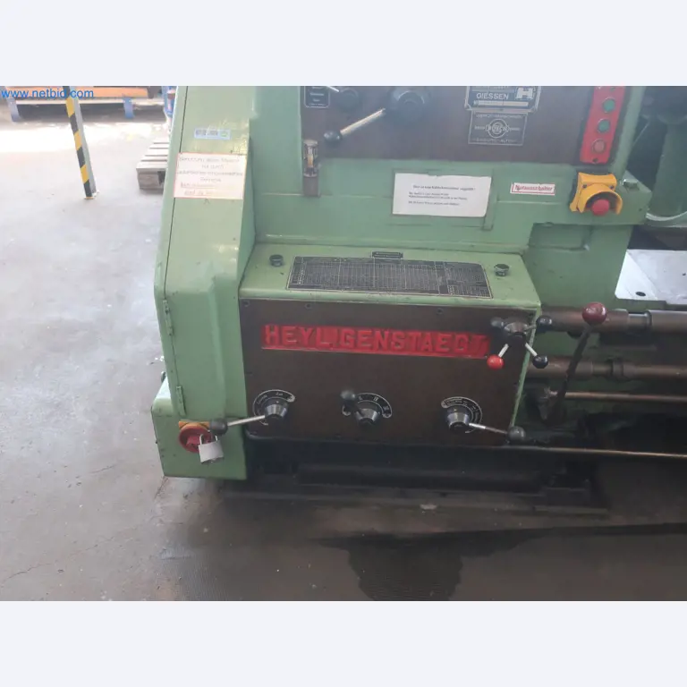 Installations pour la fabrication et le stockage de produits pétroliers ainsi que de produits d'alimentation et de produits finis pour la fabrication de lubrifiants-2