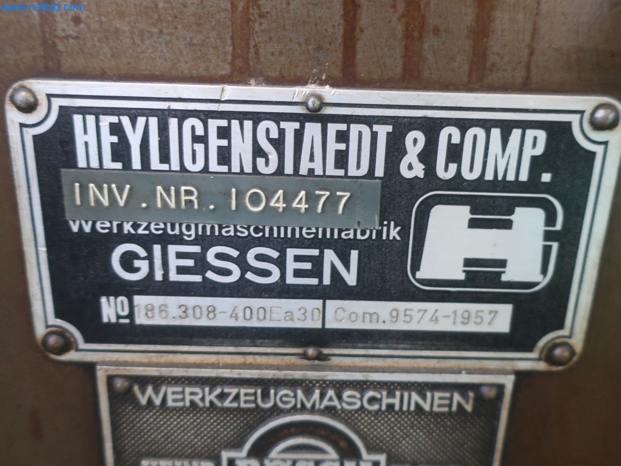 Závody na výrobu a skladování produktů z minerálních olejů, jakož i vstupů a hotových výrobků pro výrobu maziv.-3