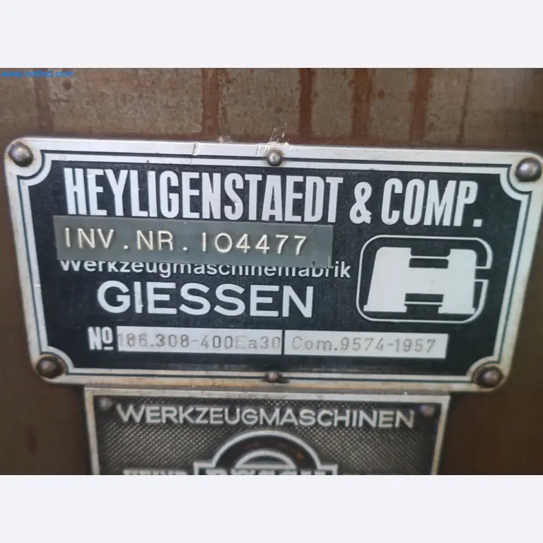 Installations pour la fabrication et le stockage de produits pétroliers ainsi que de produits d'alimentation et de produits finis pour la fabrication de lubrifiants-3