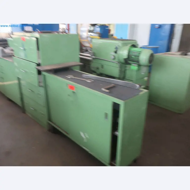 Installations pour la fabrication et le stockage de produits pétroliers ainsi que de produits d'alimentation et de produits finis pour la fabrication de lubrifiants-4