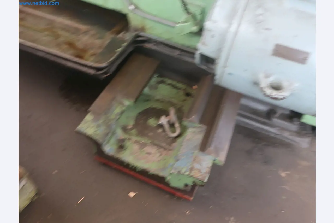 Installations pour la fabrication et le stockage de produits pétroliers ainsi que de produits d'alimentation et de produits finis pour la fabrication de lubrifiants-7