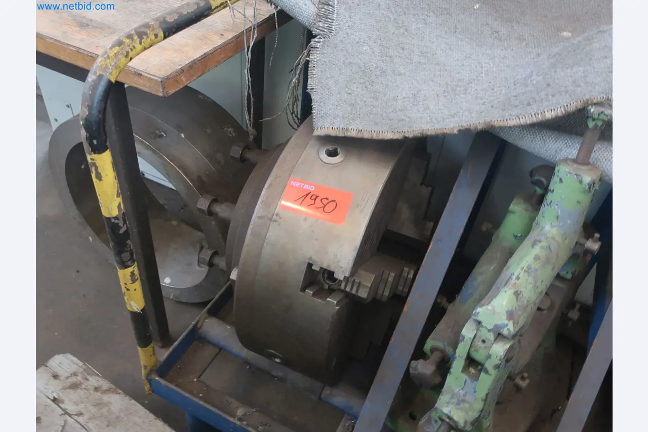 Installations pour la fabrication et le stockage de produits pétroliers ainsi que de produits d'alimentation et de produits finis pour la fabrication de lubrifiants-8