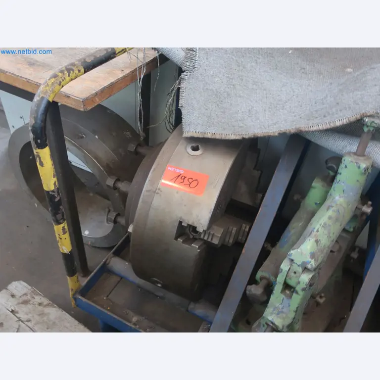 Installations pour la fabrication et le stockage de produits pétroliers ainsi que de produits d'alimentation et de produits finis pour la fabrication de lubrifiants-8