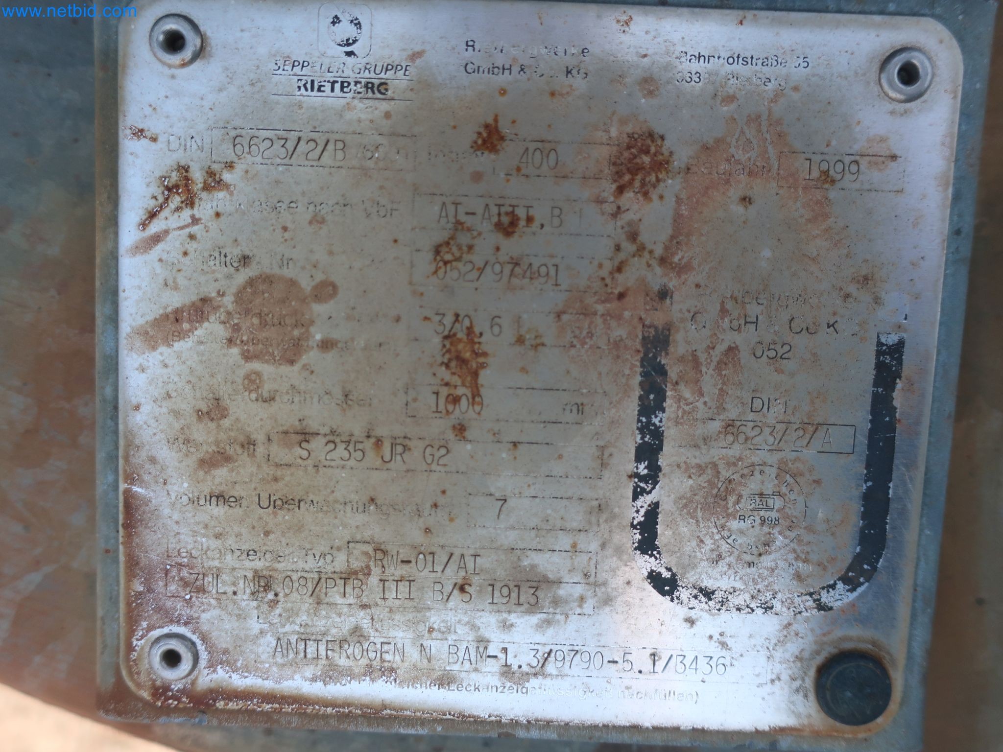 Magazinbestände, Rohöl-/Gas-Öl-/Einsatzpumpen sowie Betriebsausstattung einer Raffinerie-3