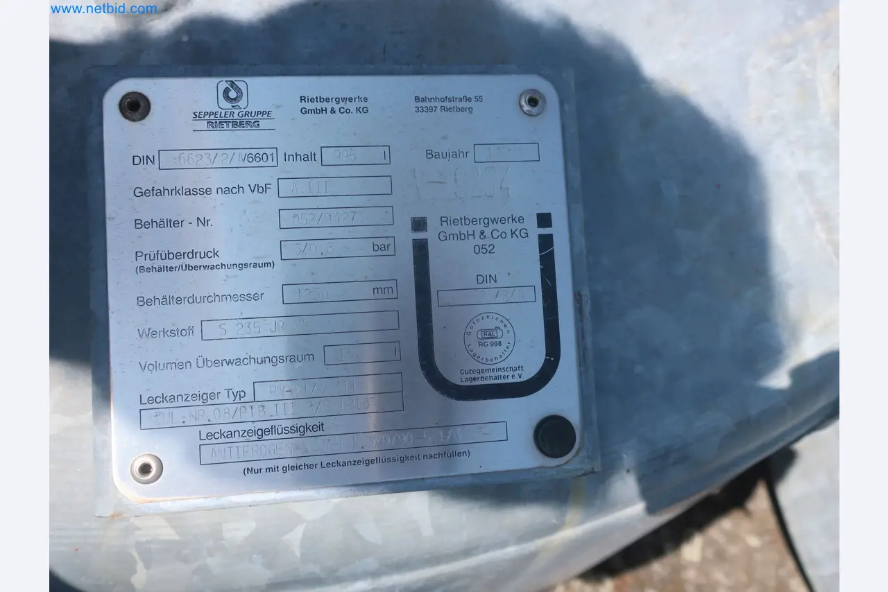 Installations pour la fabrication et le stockage de produits pétroliers ainsi que de produits d'alimentation et de produits finis pour la fabrication de lubrifiants-1