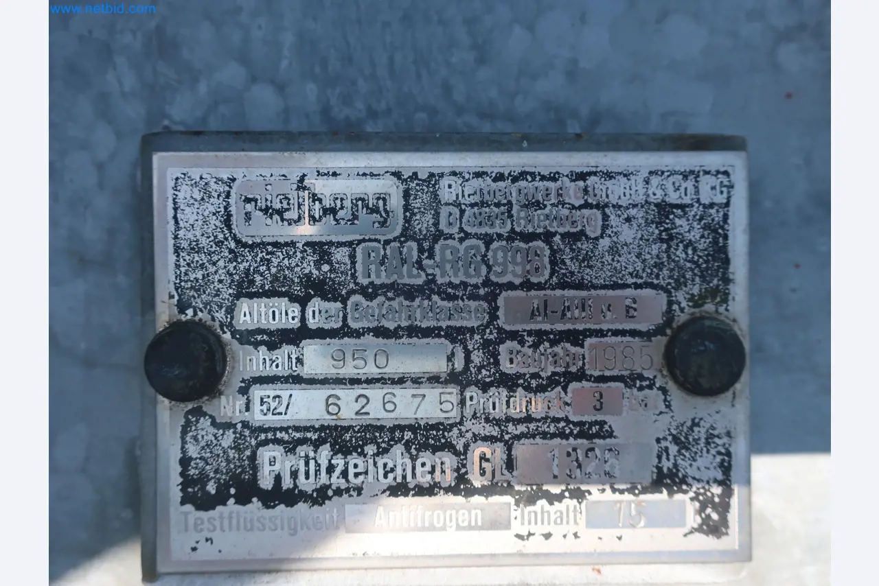 Installations pour la fabrication et le stockage de produits pétroliers ainsi que de produits d'alimentation et de produits finis pour la fabrication de lubrifiants-2