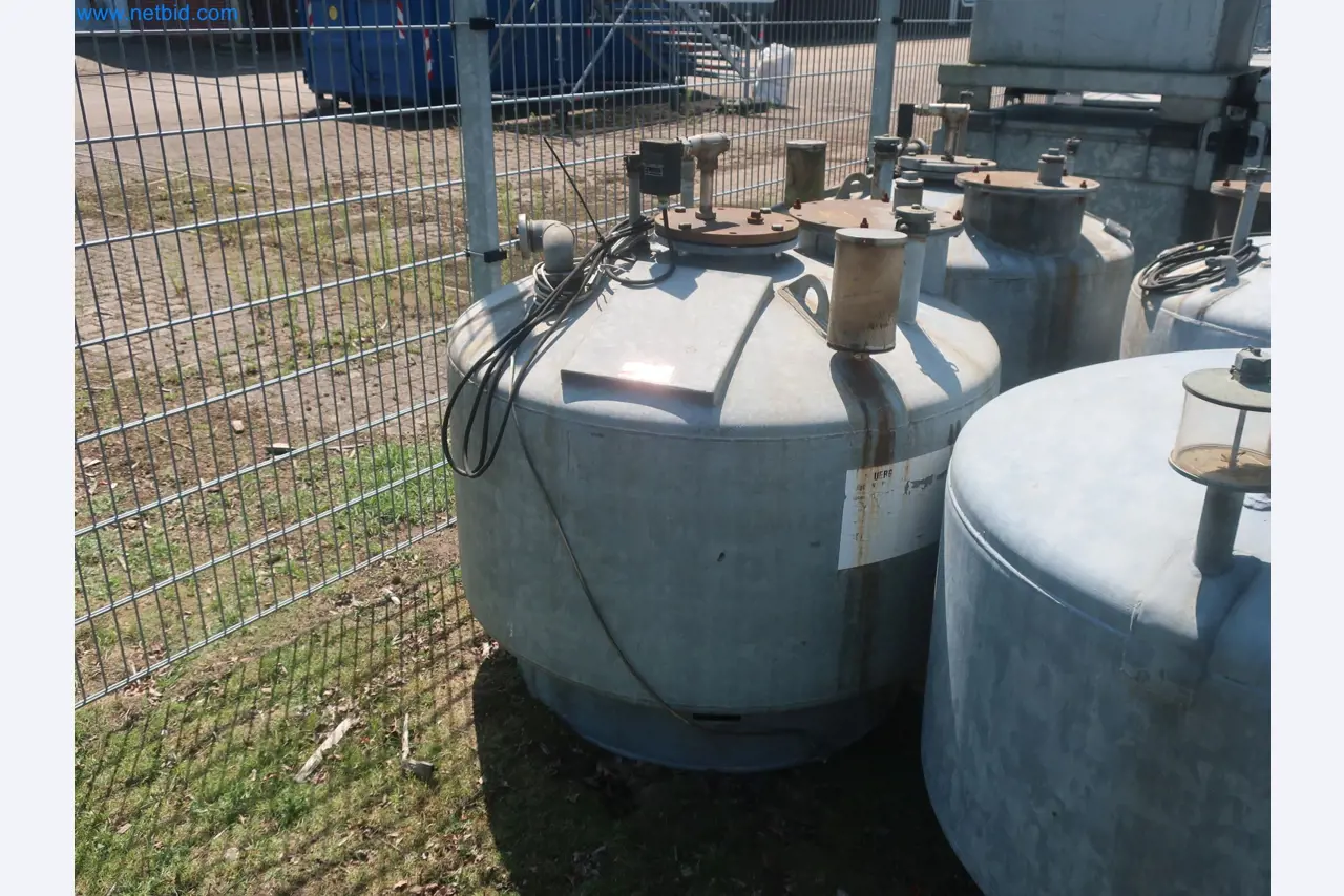 Plants for the production and storage of mineral oil products as well as input and finished products for the production of lubricants-1