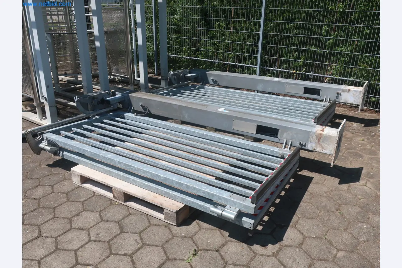 Installations pour la fabrication et le stockage de produits pétroliers ainsi que de produits d'alimentation et de produits finis pour la fabrication de lubrifiants-4