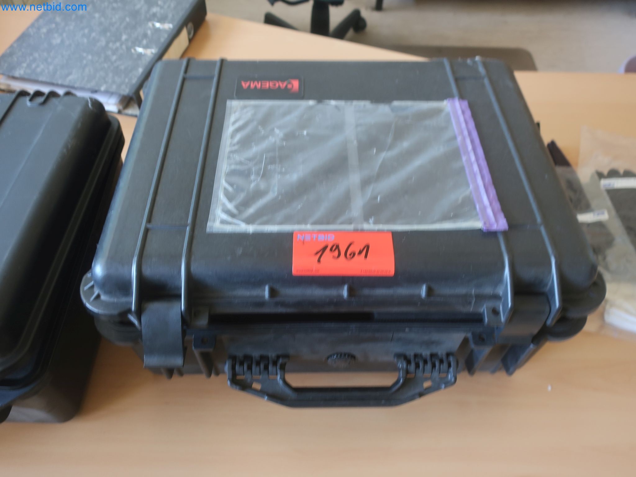 Závody na výrobu a skladování produktů z minerálních olejů, jakož i vstupů a hotových výrobků pro výrobu maziv.-6