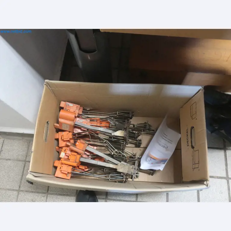 Závody na výrobu a skladování produktů z minerálních olejů, jakož i vstupů a hotových výrobků pro výrobu maziv.-3