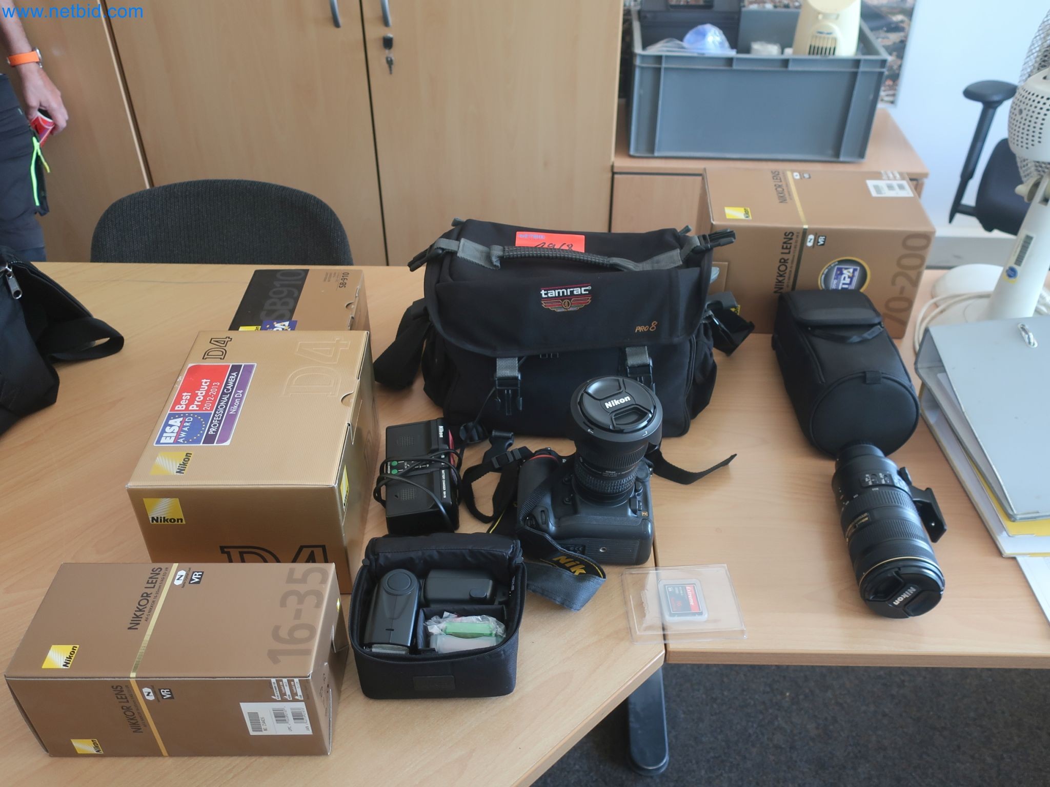 Magazinbestände, Rohöl-/Gas-Öl-/Einsatzpumpen sowie Betriebsausstattung einer Raffinerie-10