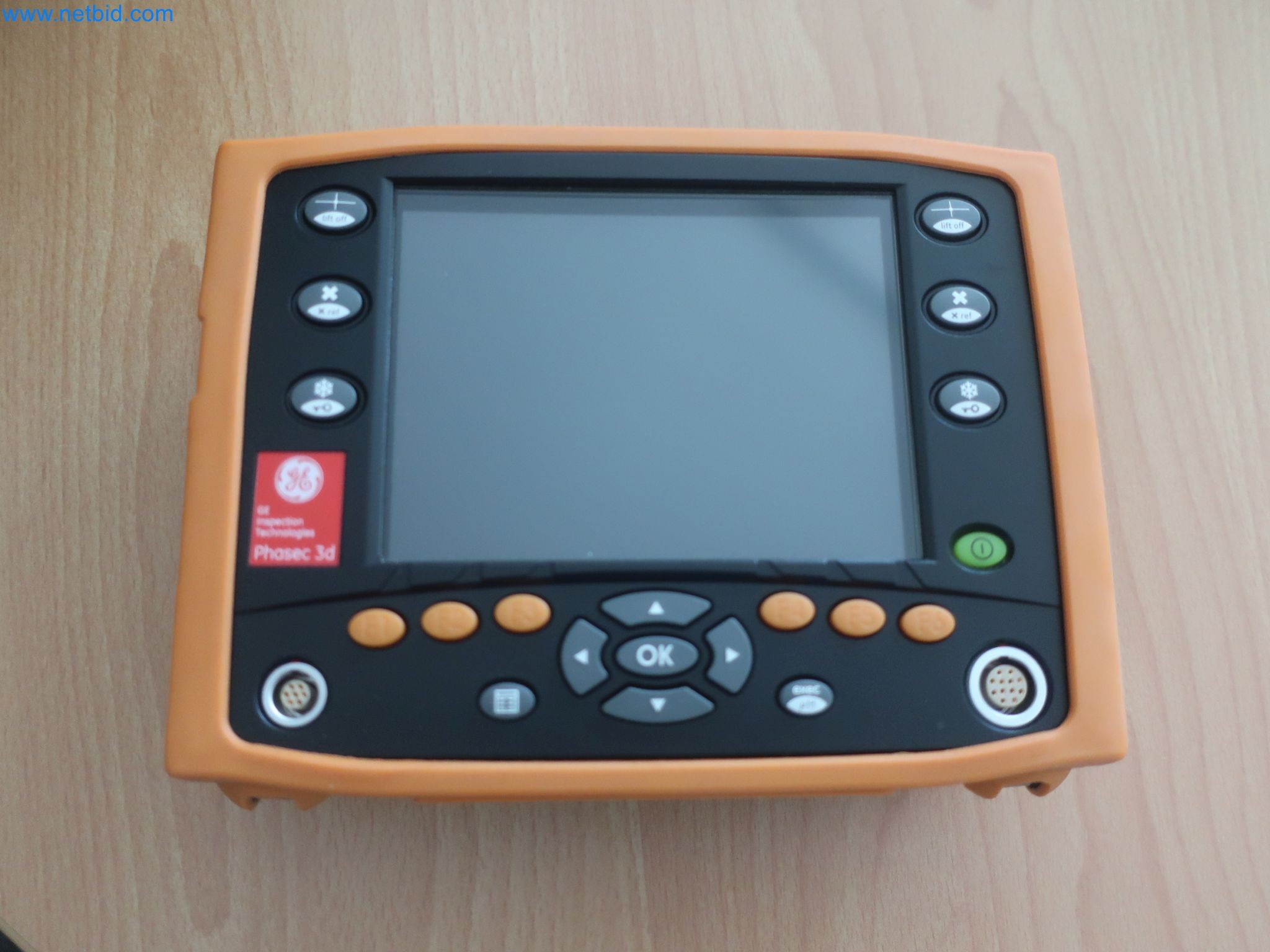 Magazinbestände, Rohöl-/Gas-Öl-/Einsatzpumpen sowie Betriebsausstattung einer Raffinerie-2