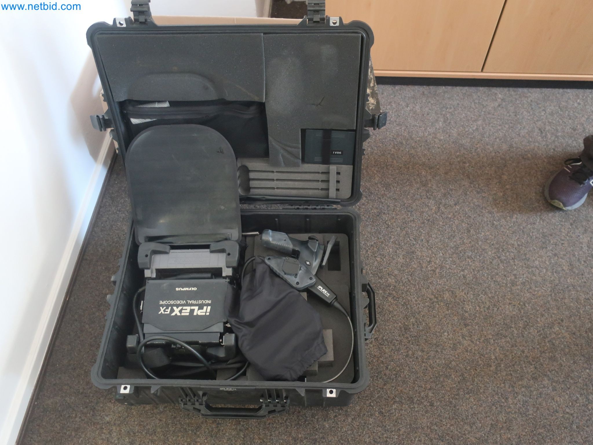 Magazinbestände, Rohöl-/Gas-Öl-/Einsatzpumpen sowie Betriebsausstattung einer Raffinerie-1