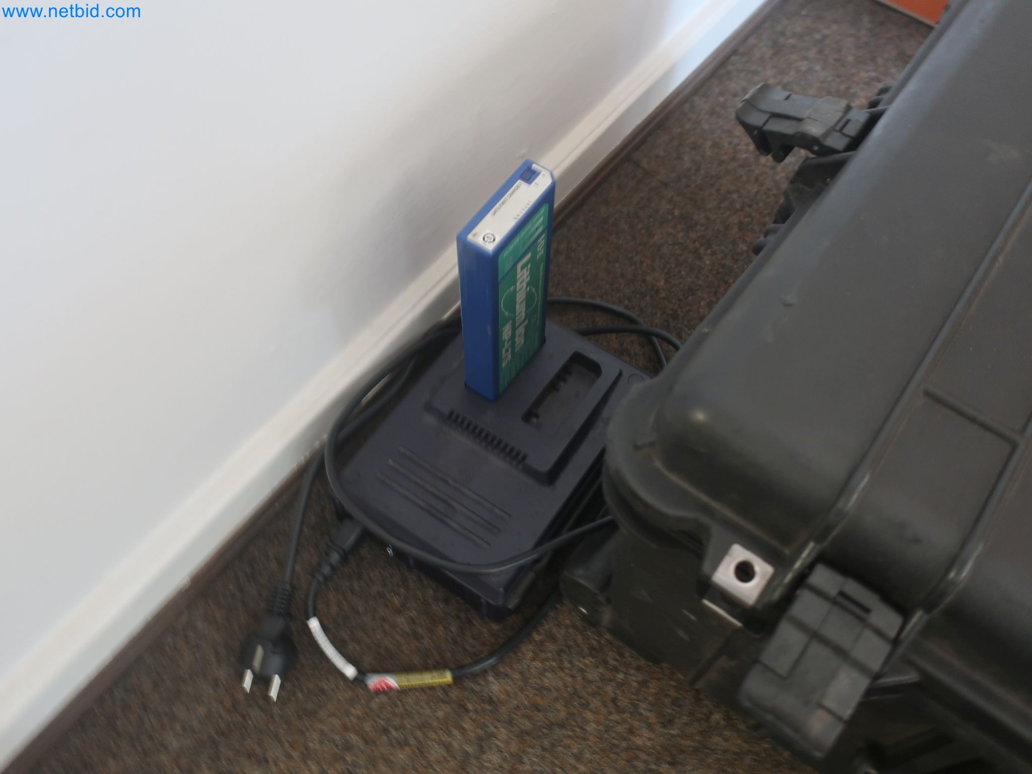 Magazinbestände, Rohöl-/Gas-Öl-/Einsatzpumpen sowie Betriebsausstattung einer Raffinerie-7