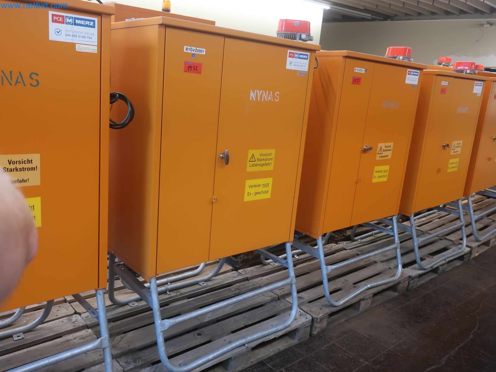 Závody na výrobu a skladování produktů z minerálních olejů, jakož i vstupů a hotových výrobků pro výrobu maziv.-1