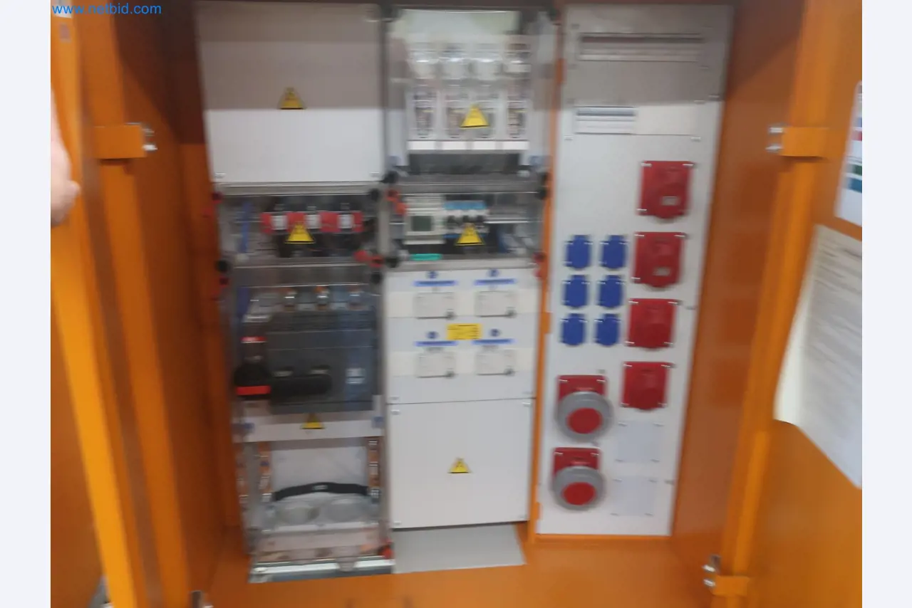 Zakłady produkcji i magazynowania mineralnych produktów olejowych, jak również surowców i produktów gotowych do produkcji smarów.-2