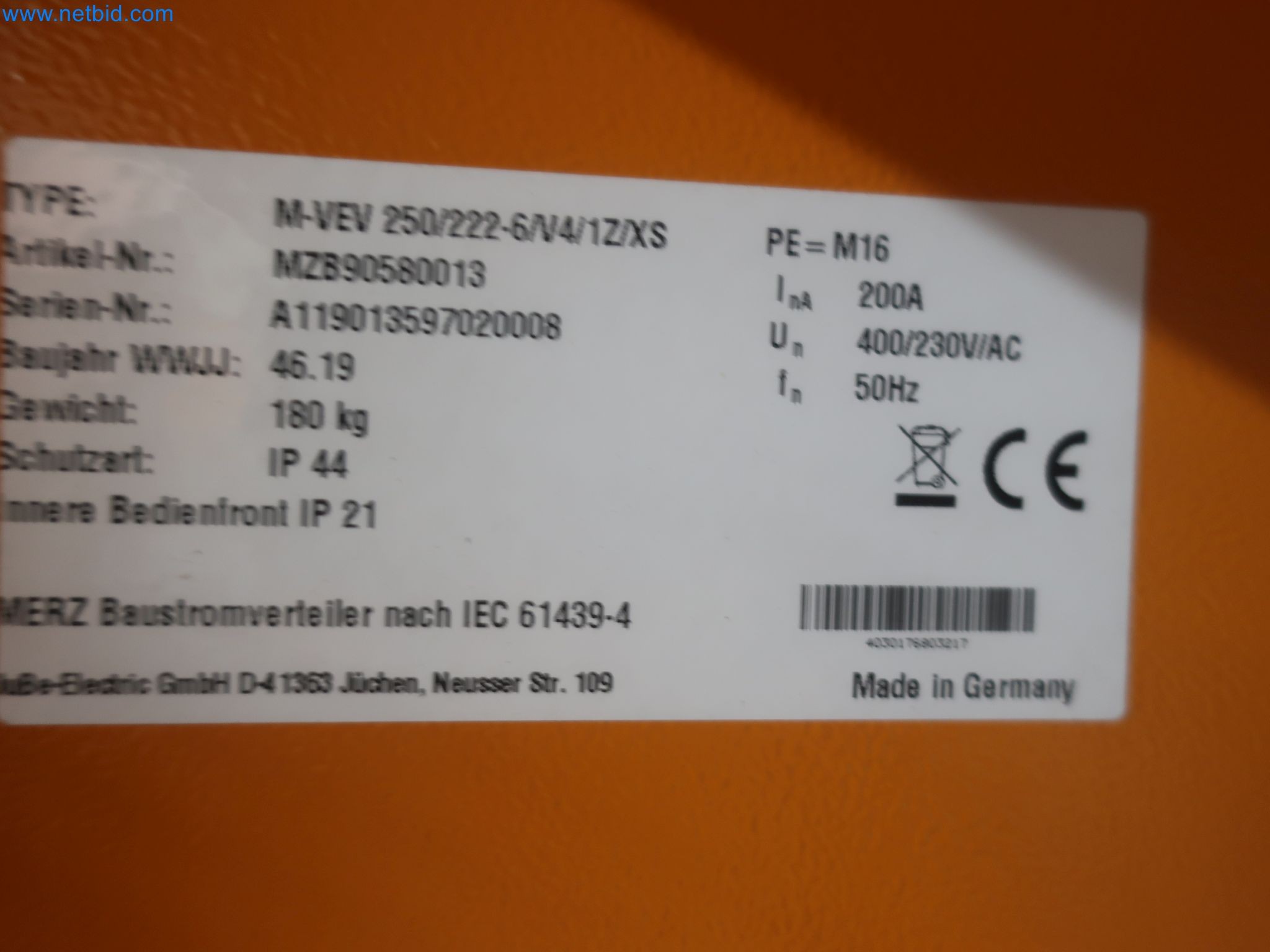 Závody na výrobu a skladování produktů z minerálních olejů, jakož i vstupů a hotových výrobků pro výrobu maziv.-3